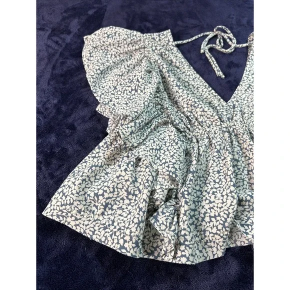 Vestique Top Blouse Size S Double Ruffle  Sleeves White Blue Floral - Picture 12 of 15